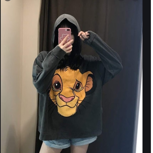 zara lion king sweatshirt